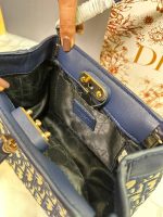 کیف دوشی دیوور منوگرام آبی زنانه