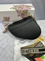 کیف زنانه دیور مدل سدل