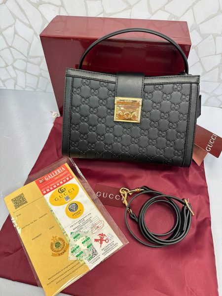 کیف زنانه گوچی مدل دستی و دوشی قفل‌دار