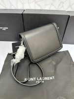 کیف زنانه وایسل مدل دوشی چرمی YSL