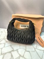 کیف زنانه میومیو مدل فانتزی کوچک